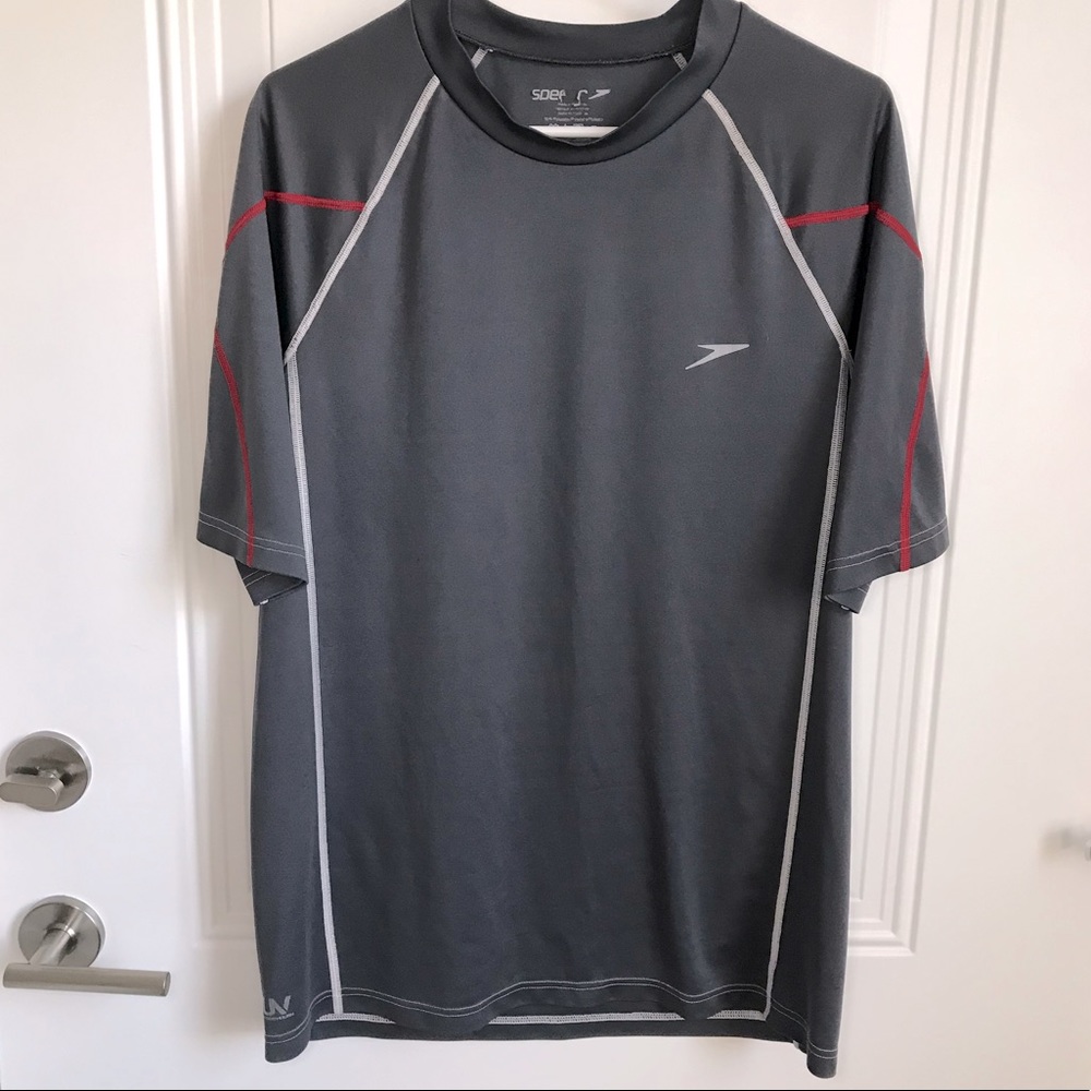 Speedo men’s charcoal gray workout/swim shirt sz L in EUC